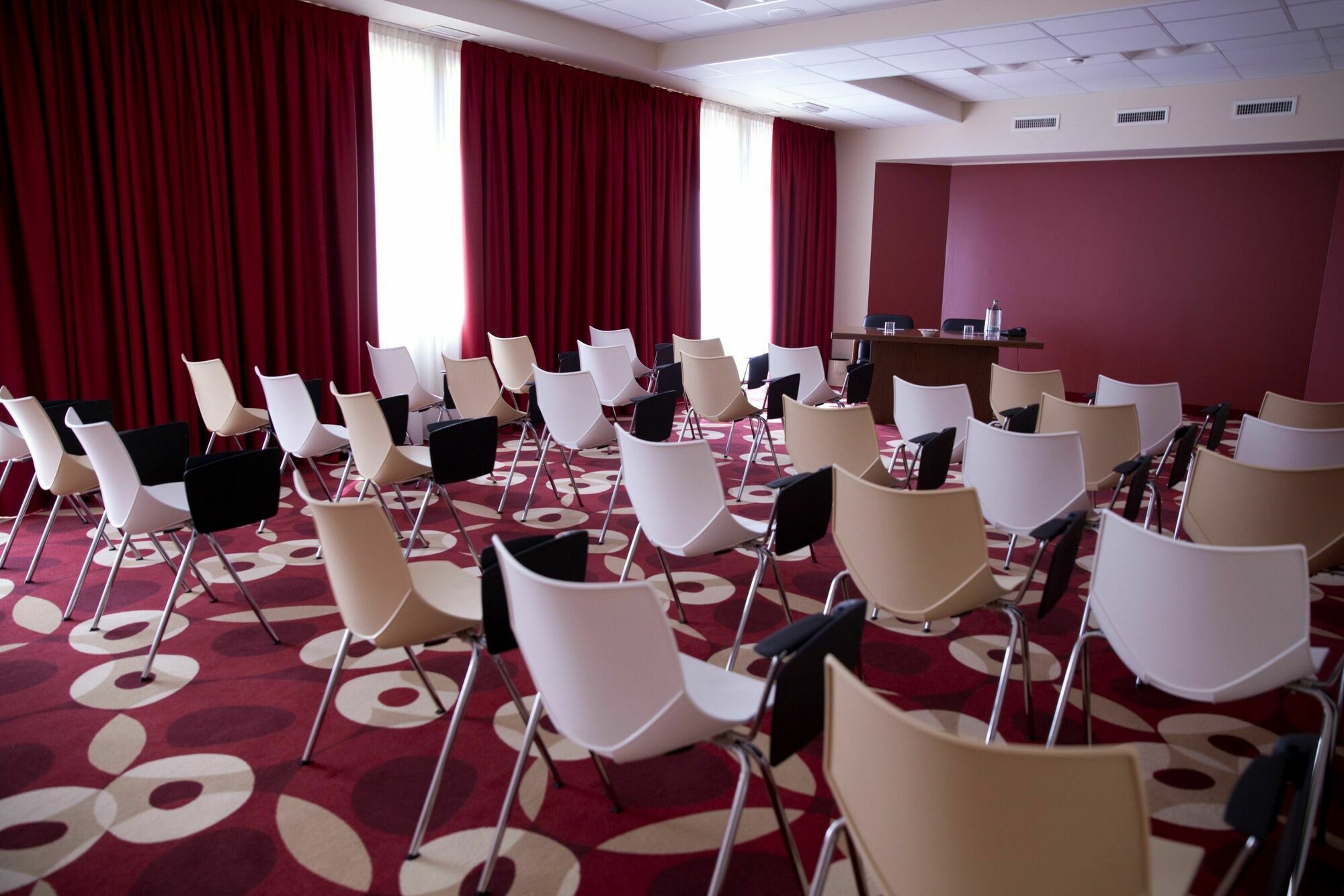 Virginia Palace Hotel Garbagnate Milanese Esterno foto
